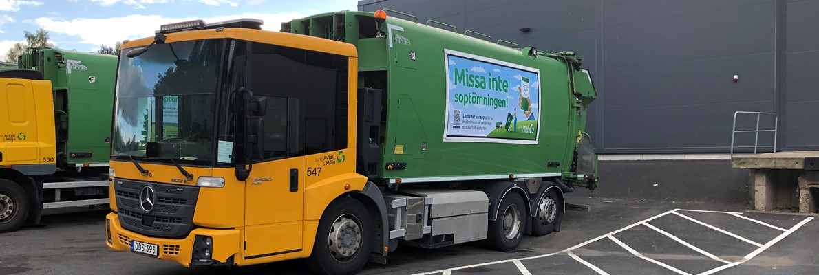 Ny kampanj till 35 avfallsbilar i Jönköping - Flexsign reklam monterad